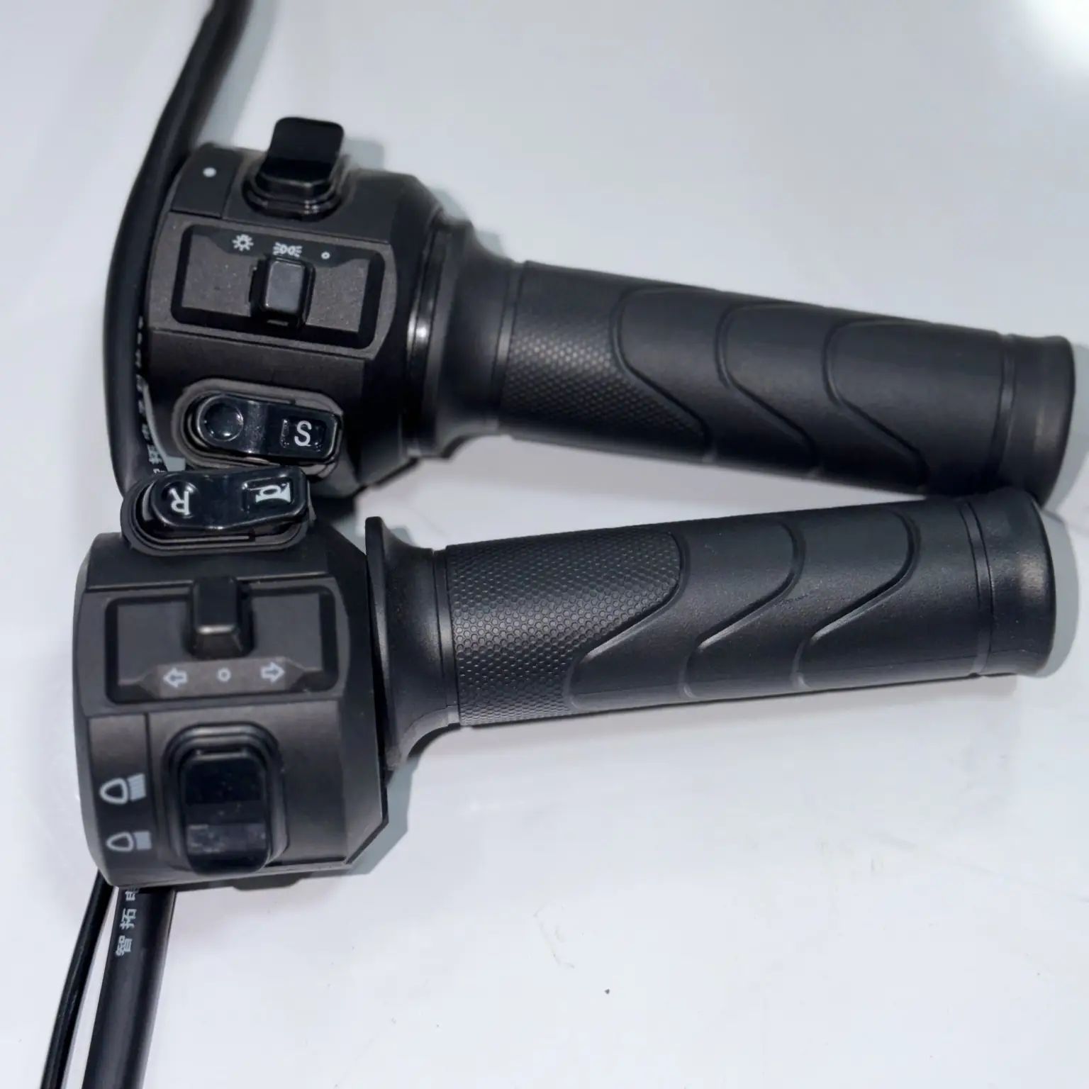 دسته گاز و ترمز جفتی موتور برقی C7+